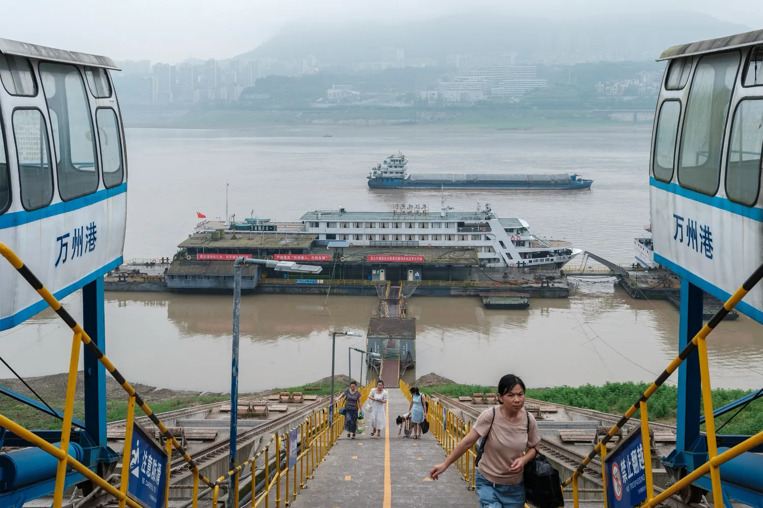 Cover for China Cruise Ship Visa Exemption: 15-Day Entry Guide