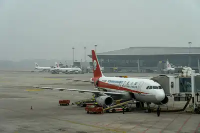 China Rilis Aturan Transit Bebas Visa 240 Jam untuk 55 Negara