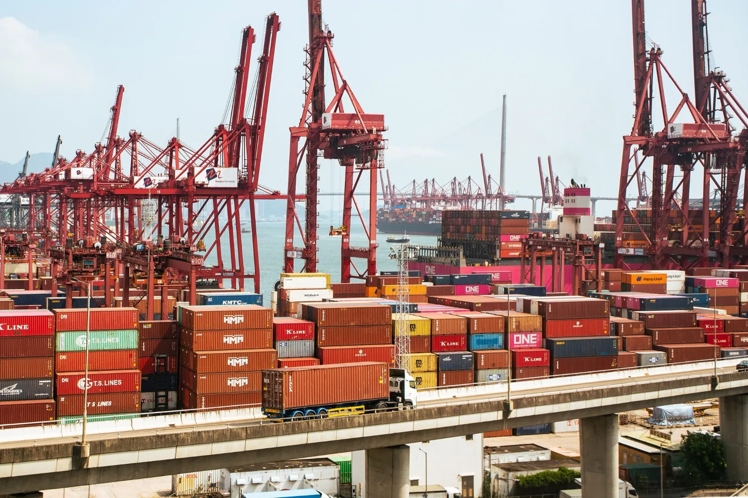 Cover for What the Hainan Free Trade Port Sealing Means for Foreign Business